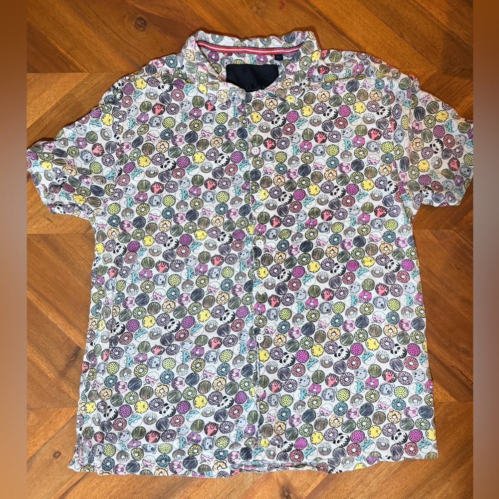 Soul Star England Donut Print Button Up Shirt
Youth Small